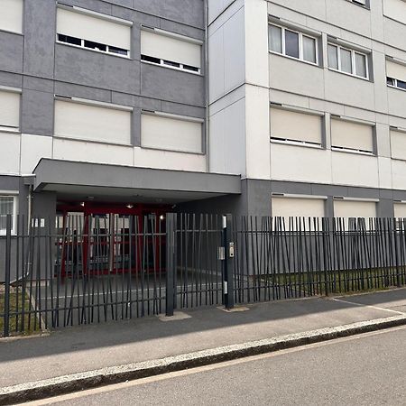Appartement Cosy Proche De Toutes Les Commodites Orléans Exteriör bild