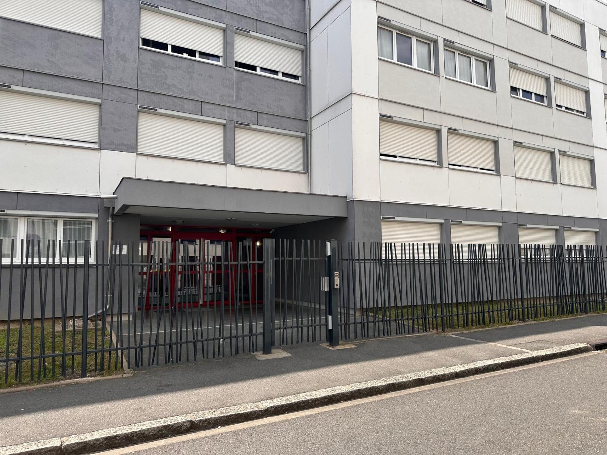 Appartement Cosy Proche De Toutes Les Commodites Orléans Exteriör bild